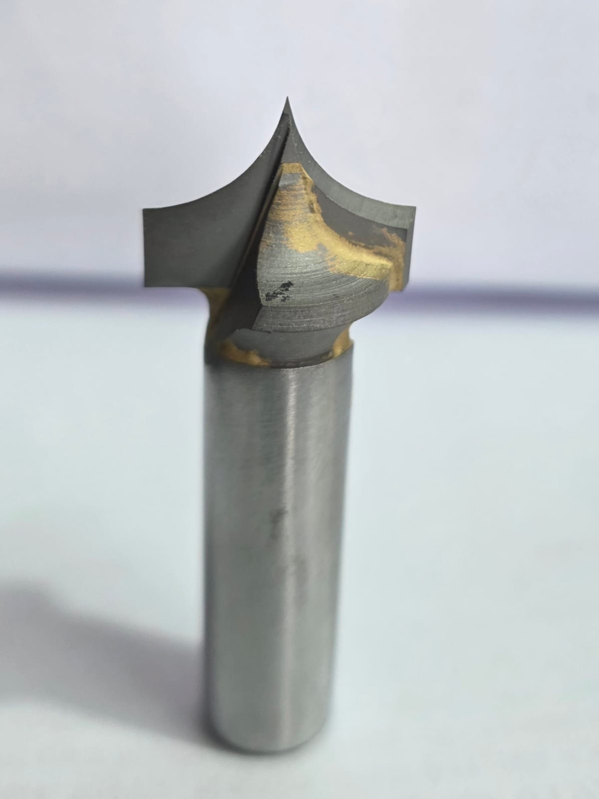 ২২ মিলি ফুল রাউন